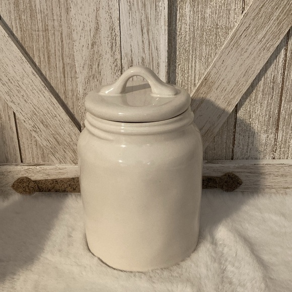 Rae Dunn Baby Candy Hearts Canister - Picture 2 of 4